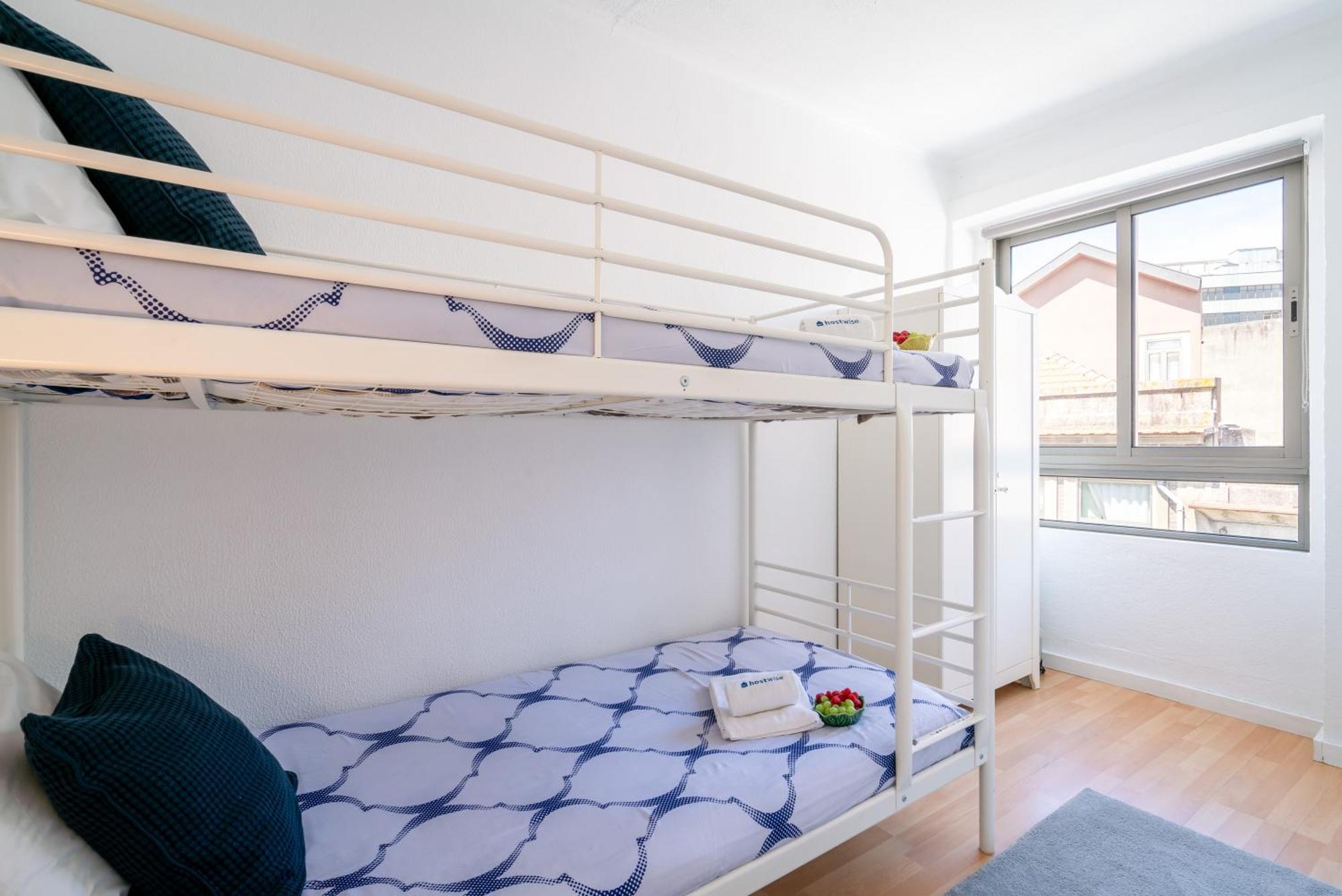 Host Wise - Large Flat W Terrace - Ace Location At Aliados Apartment Porto Exterior foto