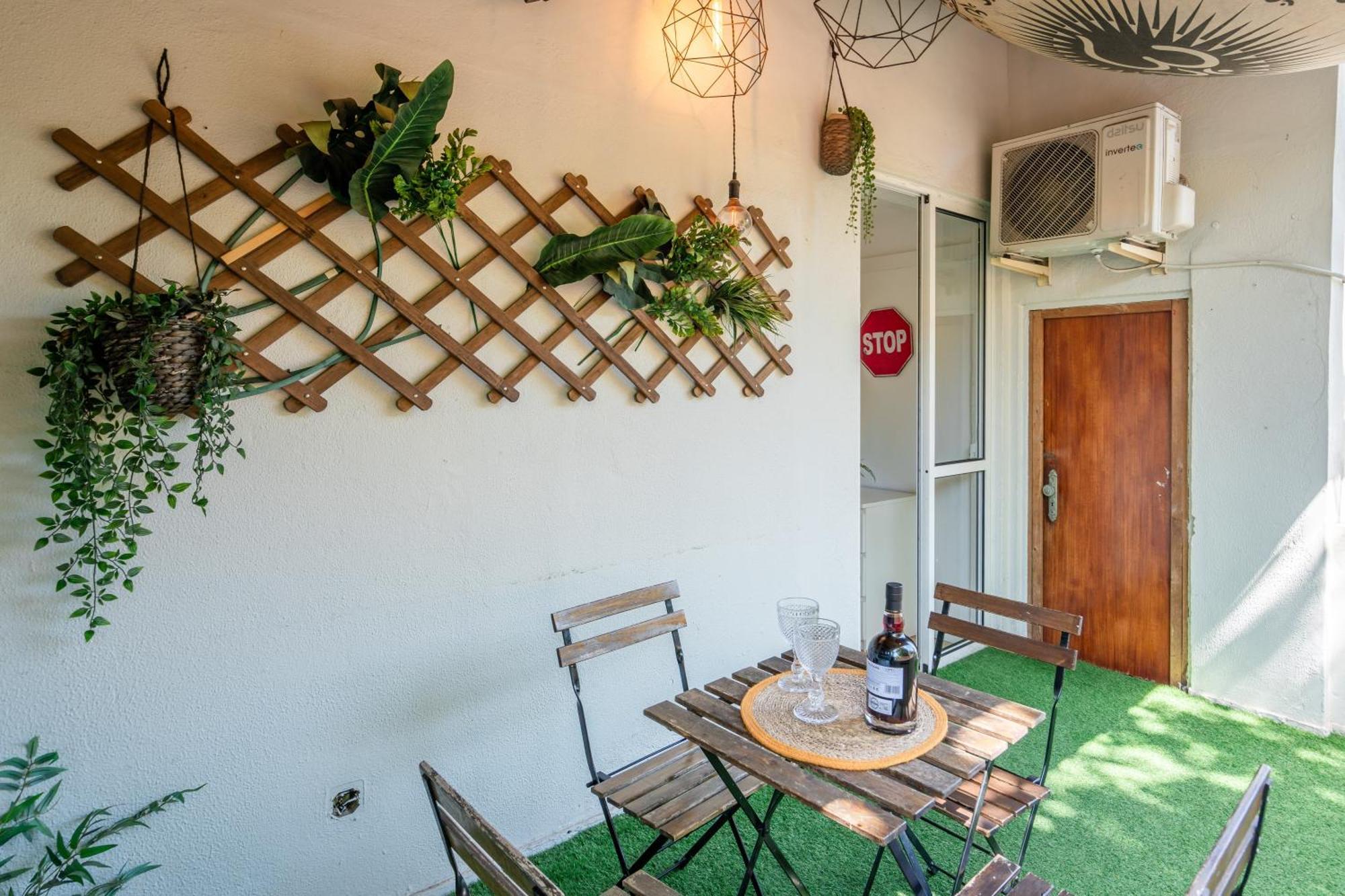 Host Wise - Large Flat W Terrace - Ace Location At Aliados Apartment Porto Exterior foto