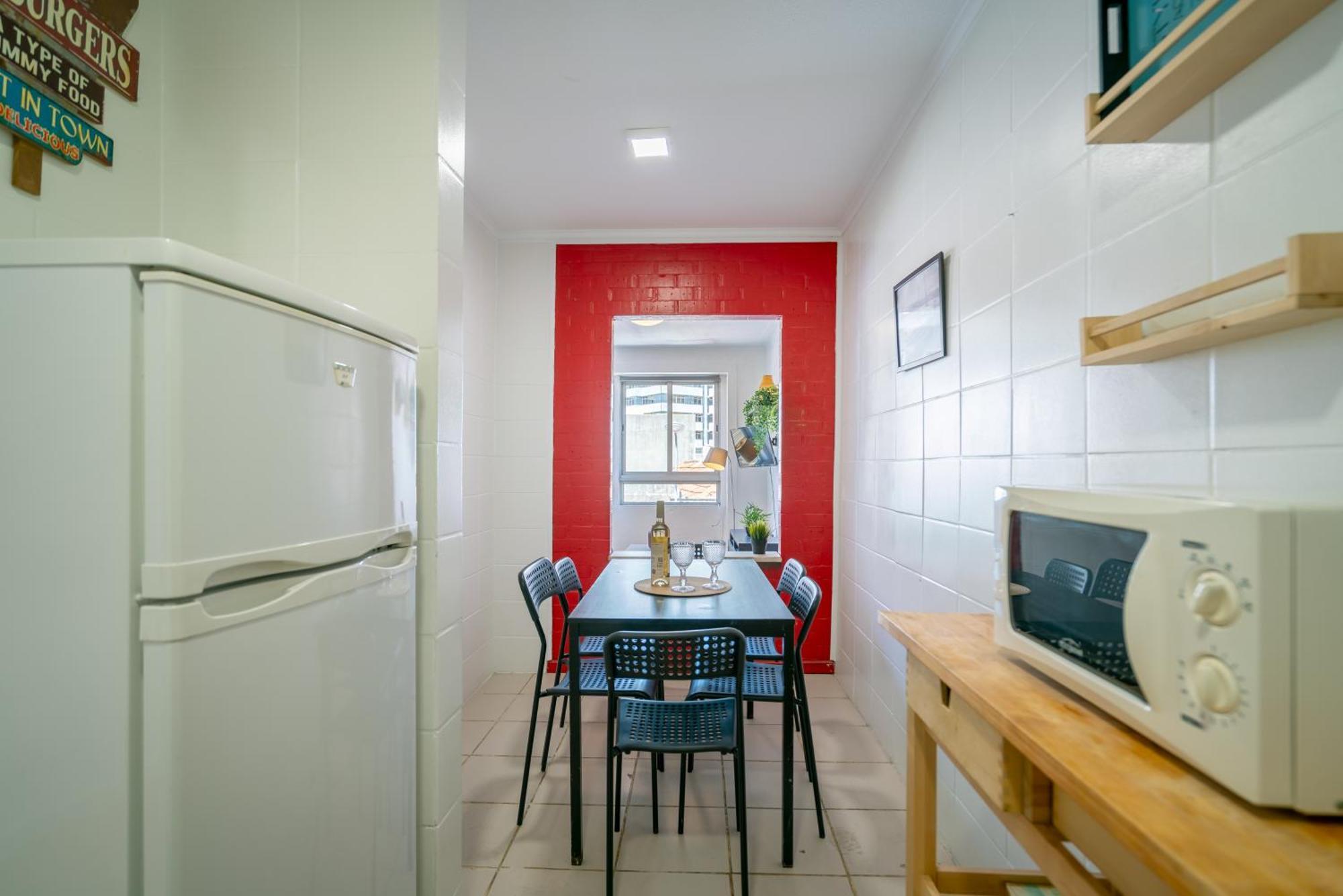 Host Wise - Large Flat W Terrace - Ace Location At Aliados Apartment Porto Exterior foto