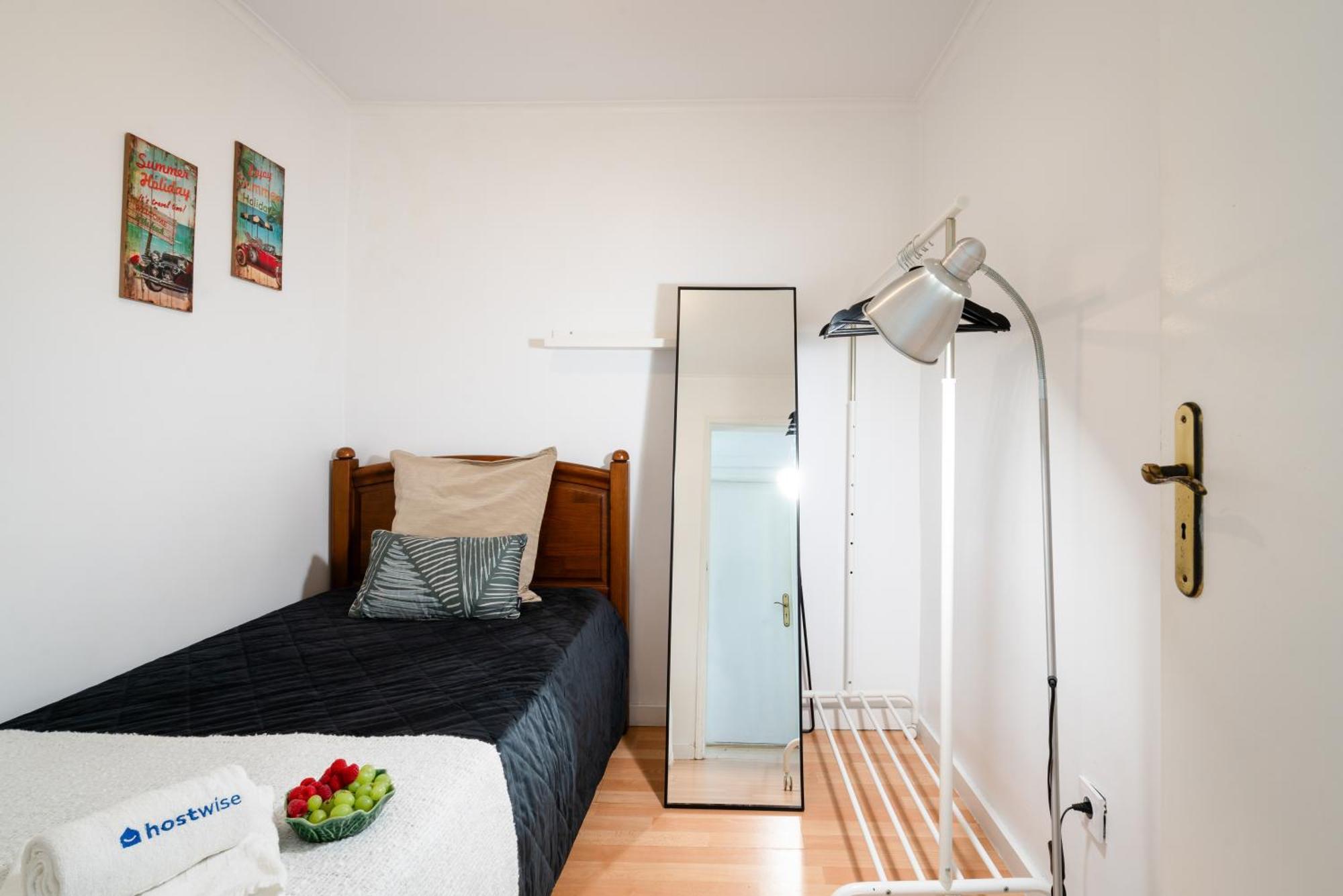 Host Wise - Large Flat W Terrace - Ace Location At Aliados Apartment Porto Exterior foto