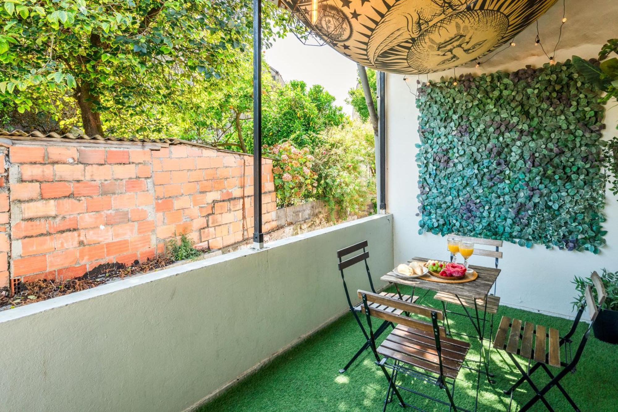 Host Wise - Large Flat W Terrace - Ace Location At Aliados Apartment Porto Exterior foto
